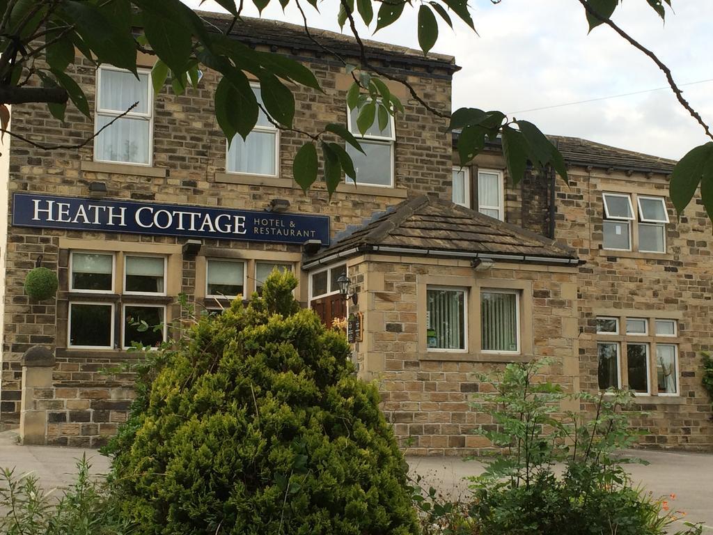 Heath Cottage Hotel Dewsbury Bagian luar foto